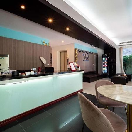 By Dee @Jomtien Hotel Pattaya Bagian luar foto